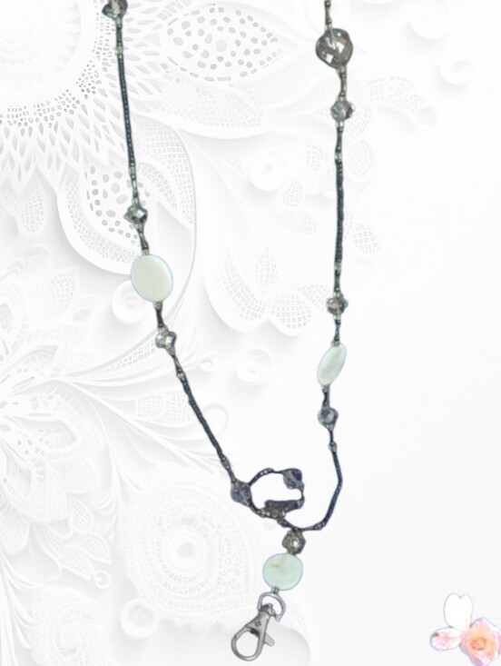 Jewelry - Lanyard Beaded Necklace Holder Name ID Tag Mother Of Pearl Crystal Sparkle